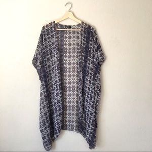 Brandy Melville Kimono